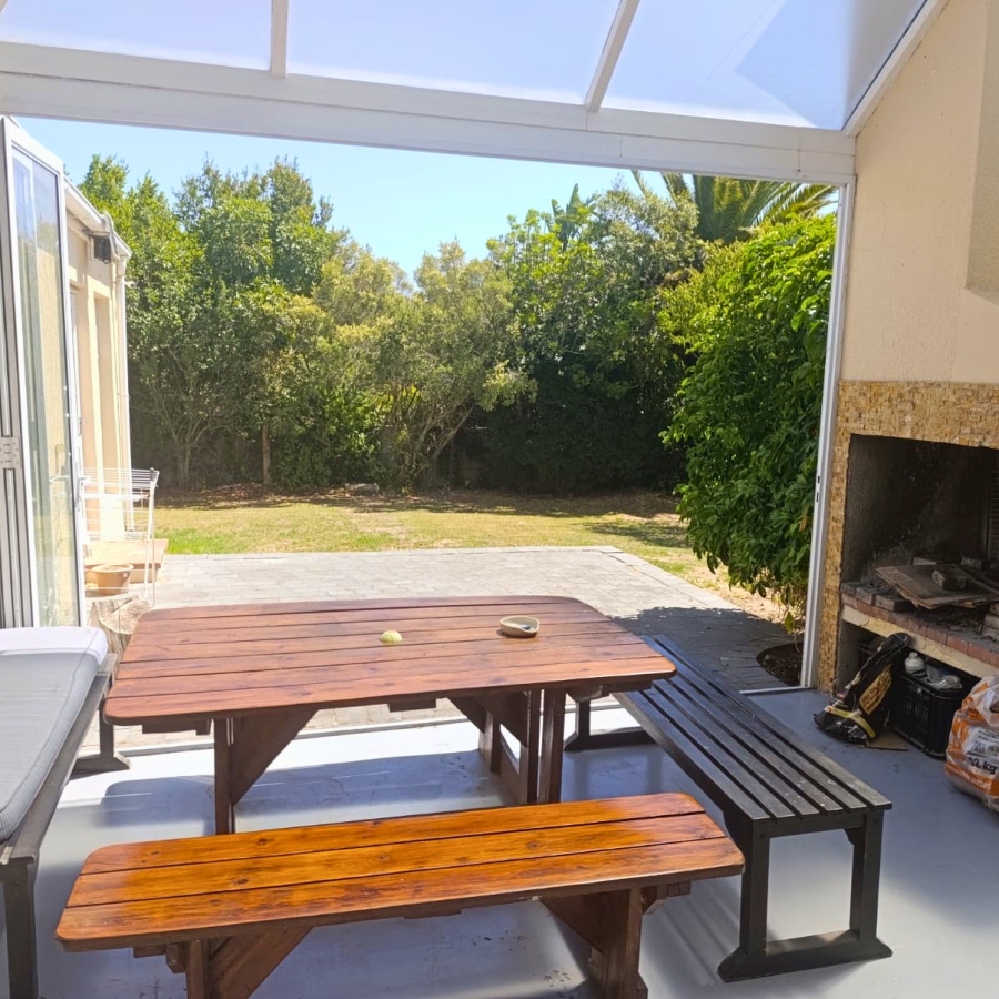 To Let 1 Bedroom Property for Rent in De Bron Western Cape